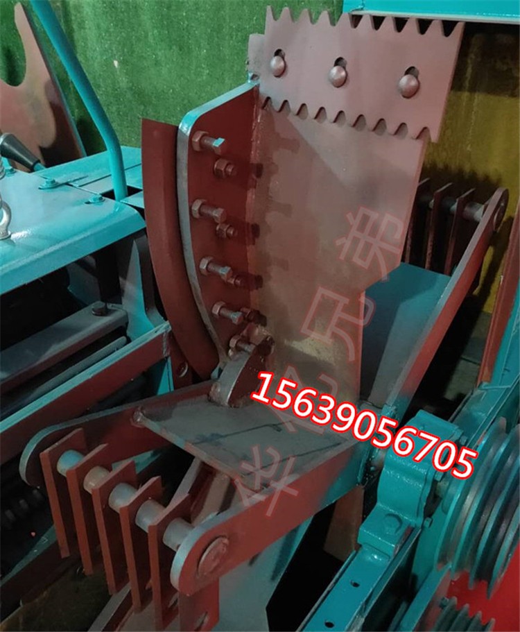 四川大型鍘草機(jī)價(jià)格10噸鍘草揉搓機(jī)多少錢呢一臺